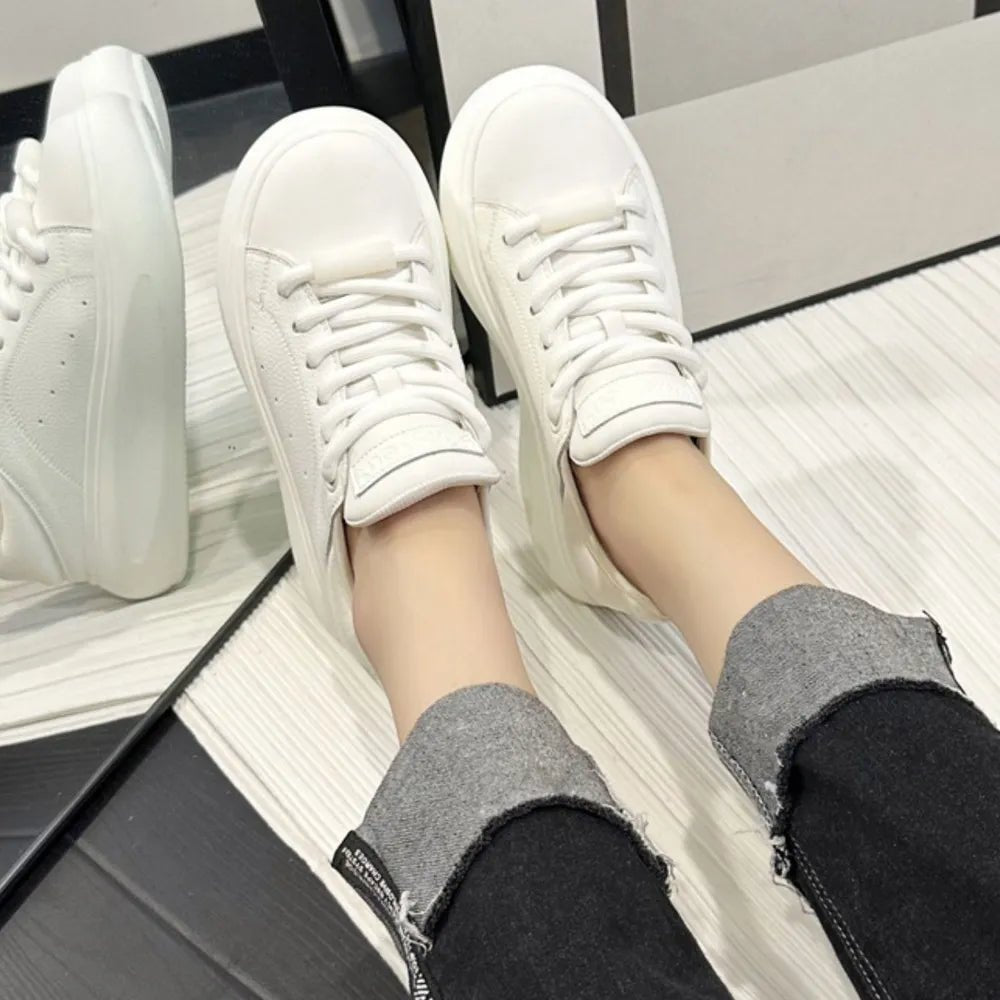 Lace Up Round Toe Platform Sneakers - 𝐃𝐔𝐕𝐋𝐀𝐒𝐇𝐎𝐏